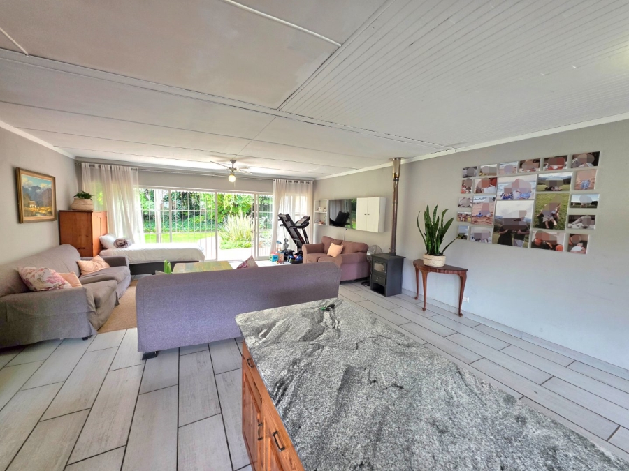 5 Bedroom Property for Sale in Panorama Free State